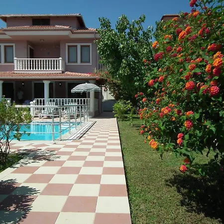 Gulbeyaz Villa *